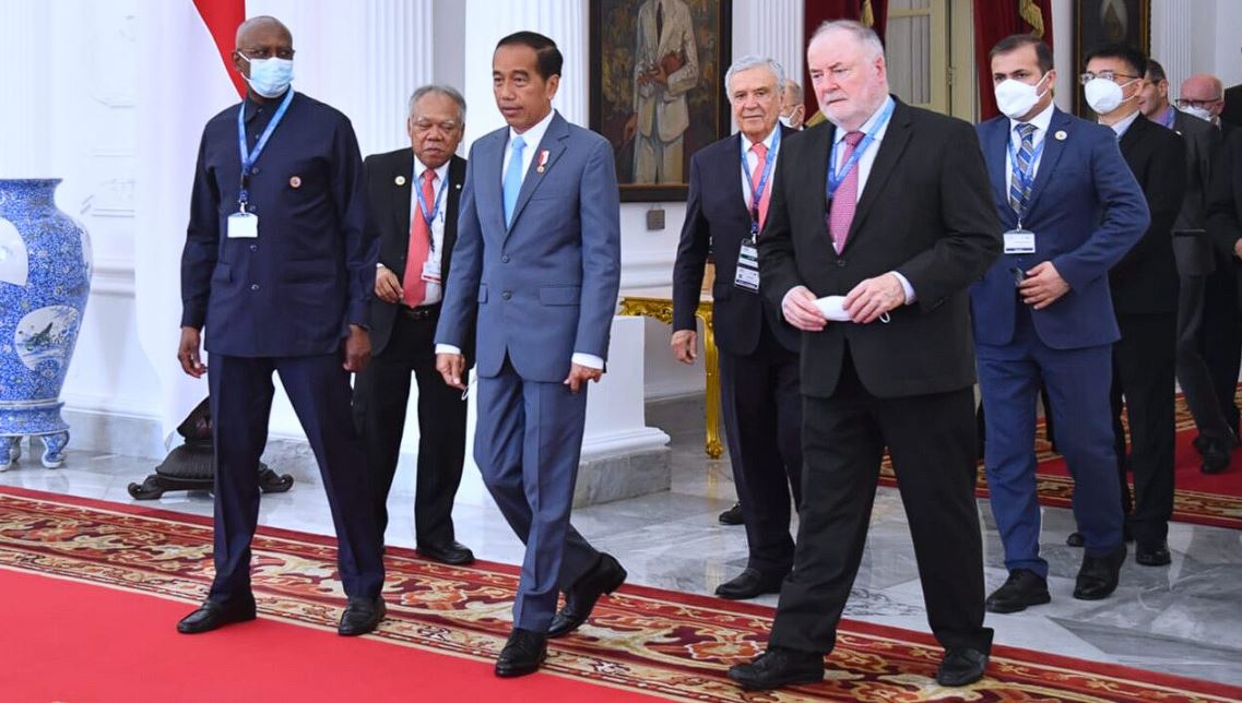 Presiden Jokowi Terima Delegasi World Water Council di Istana Merdeka