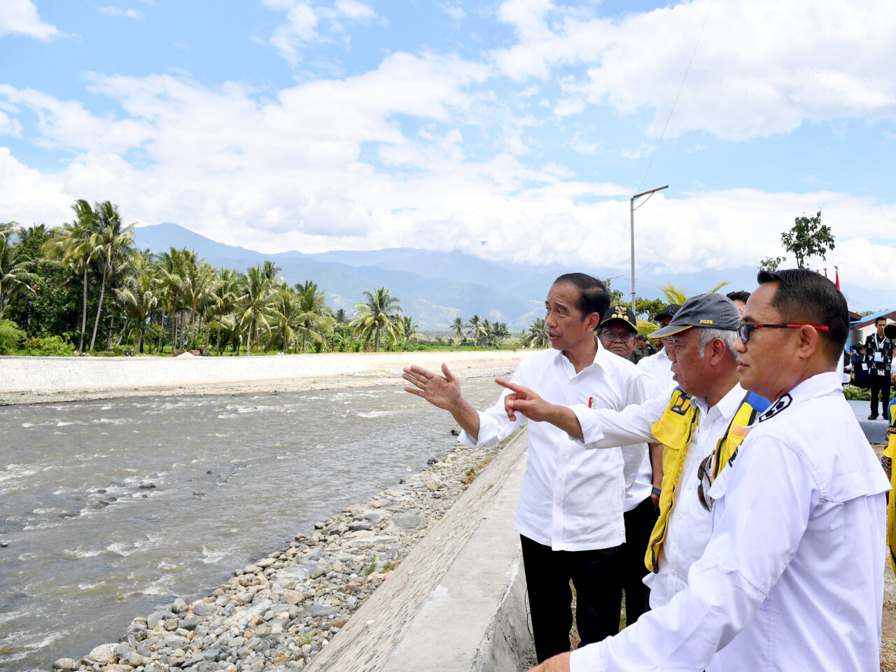 Resmikan Rekonstruksi Daerah Irigasi Gumbasa, Presiden Jokowi: Dukung Ketahanan dan Kedaulatan Pangan