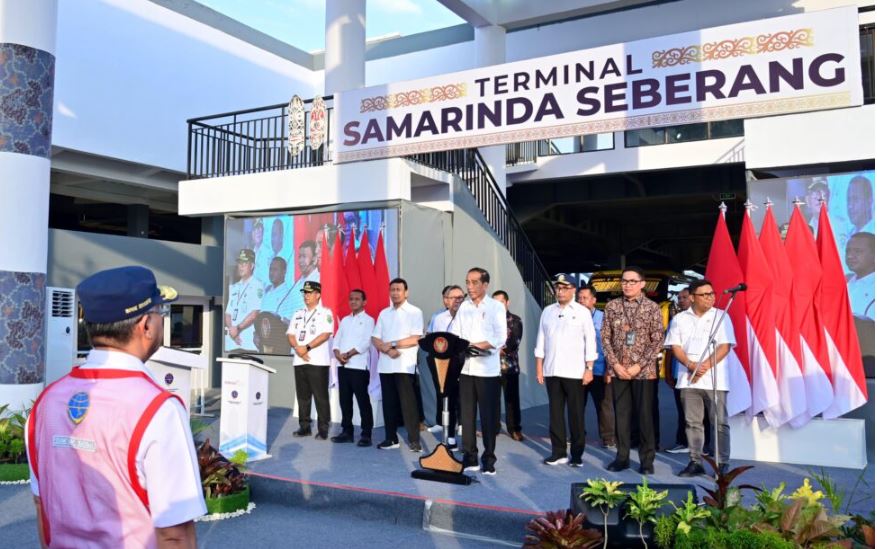 Resmikan Terminal Samarinda Seberang, Presiden Dorong Masyarakat Gunakan Transportasi Umum