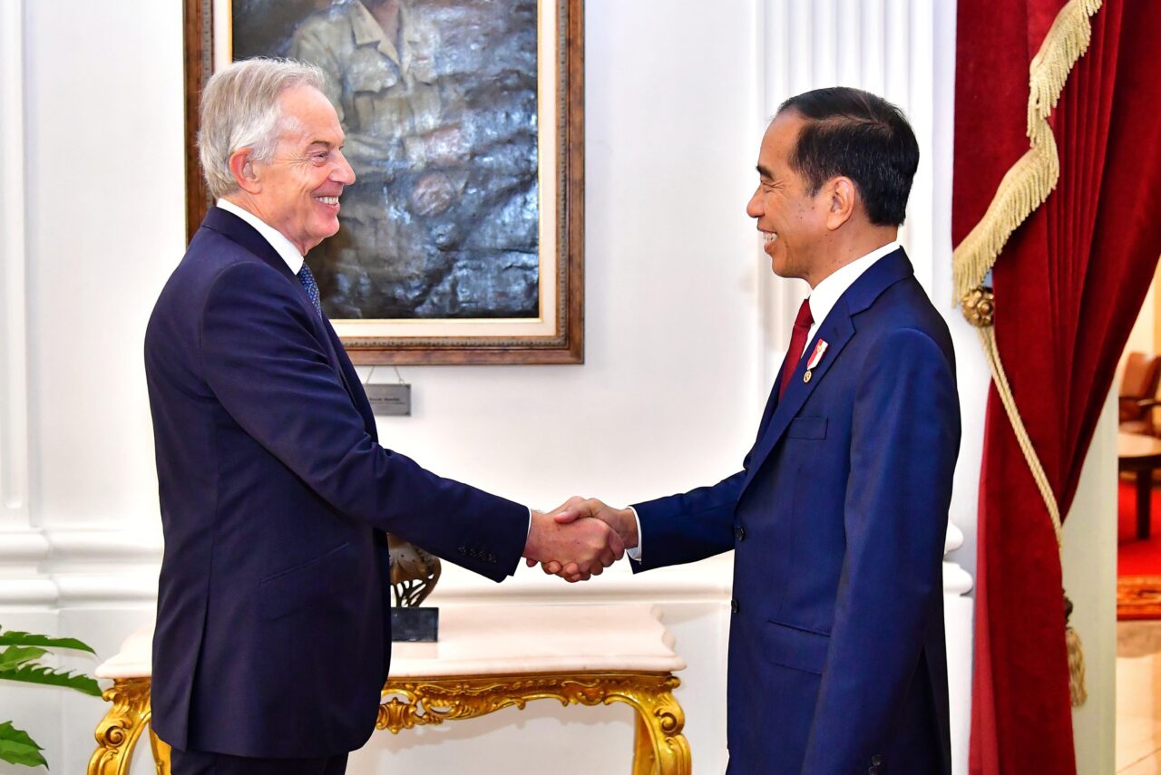 Bertemu Tony Blair, Presiden Jokowi Bahas Investasi Energi dan Percepatan Transformasi Digital